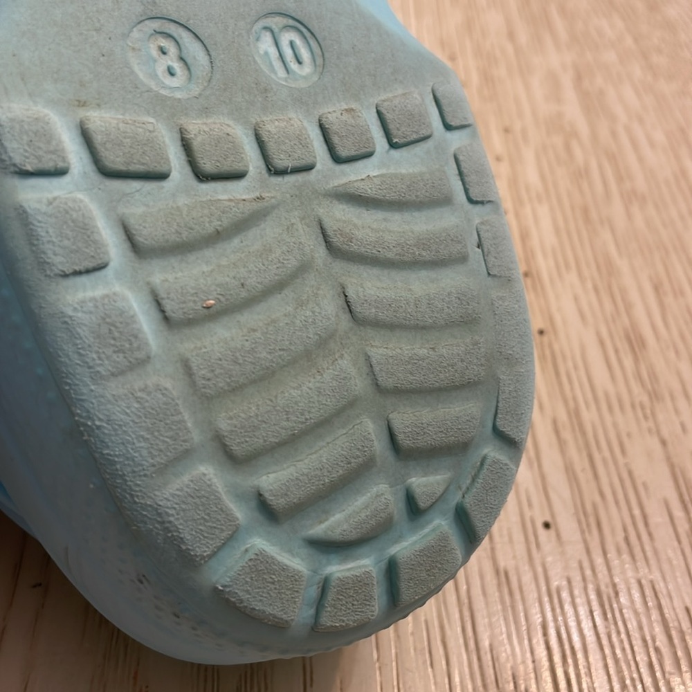 Crocs Classic Clog Shoes (Cyan Blue). - Picture 10 of 12